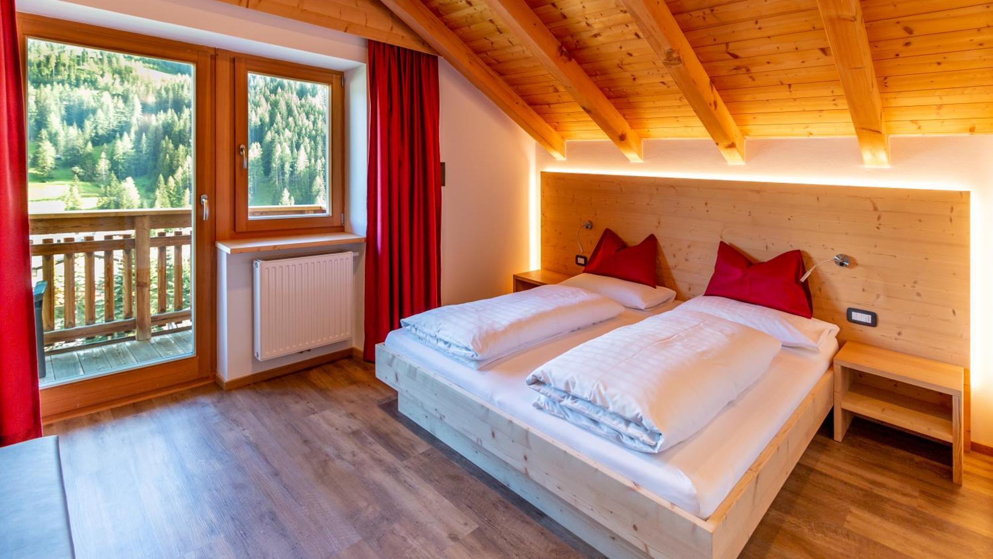 Villa Hilde San Cassiano  Exteriör bild